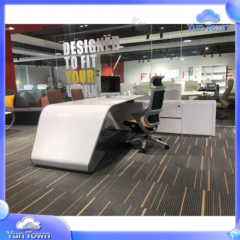 Office Tech Management - Biurko narożne w kształcie litery L