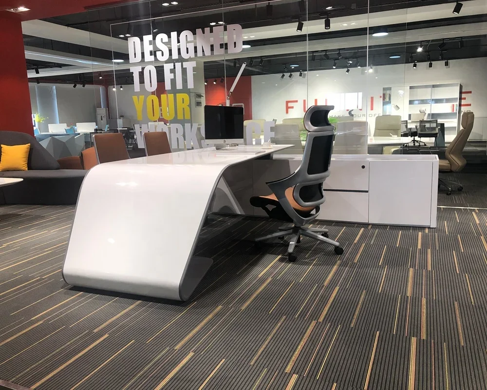 Office Tech Management - Biurko do biura w kształcie litery