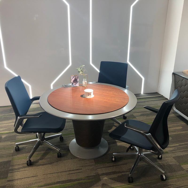 Elegancki, wysokiej klasy, zaa – Office Tech Management recenzja i cena